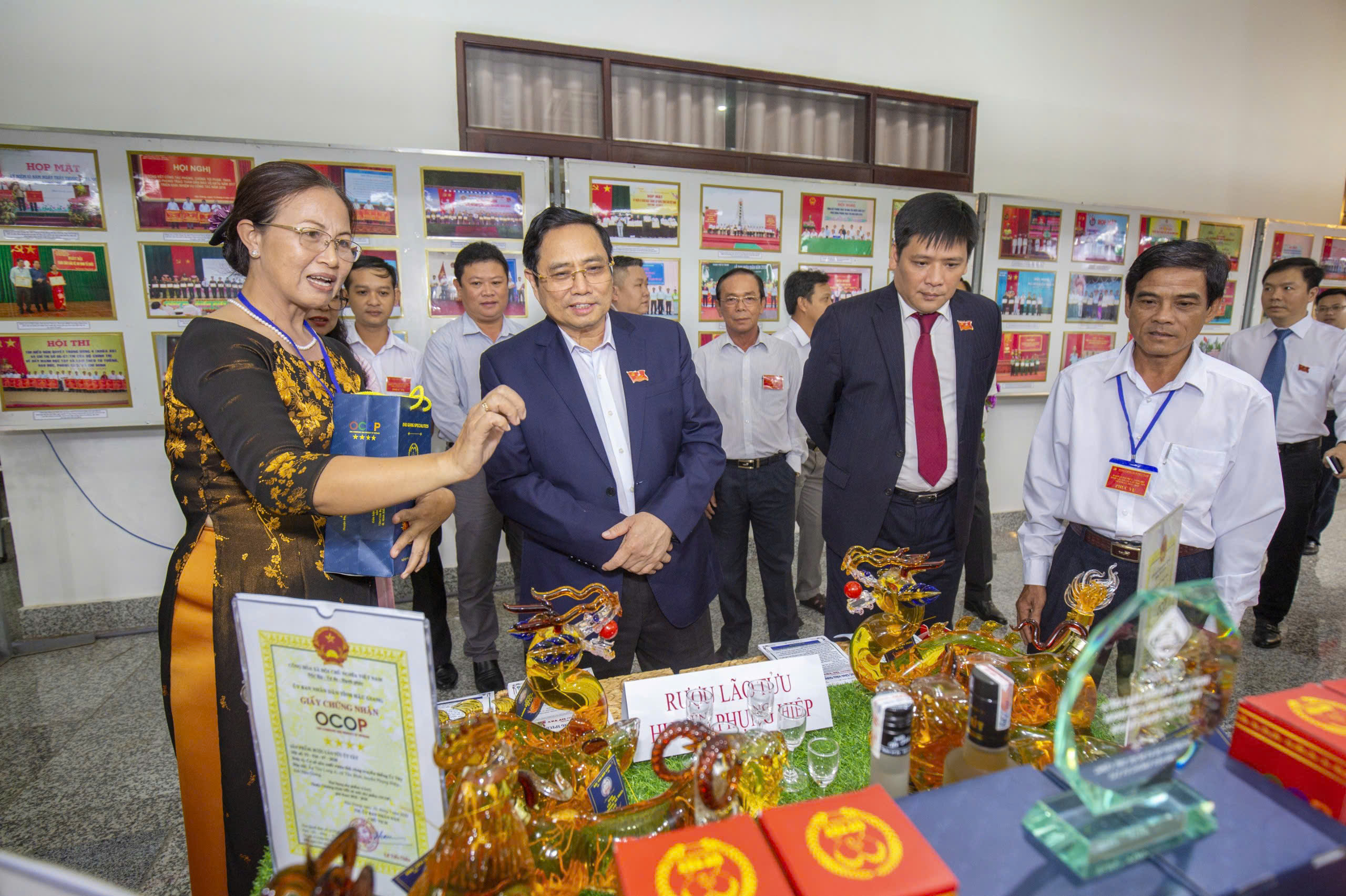 ĐẶC SẢN RƯỢU ÚT TÂY - ĐẶC SẢN VÙNG ĐỒNG BẰNG SÔNG CỬU LONG
