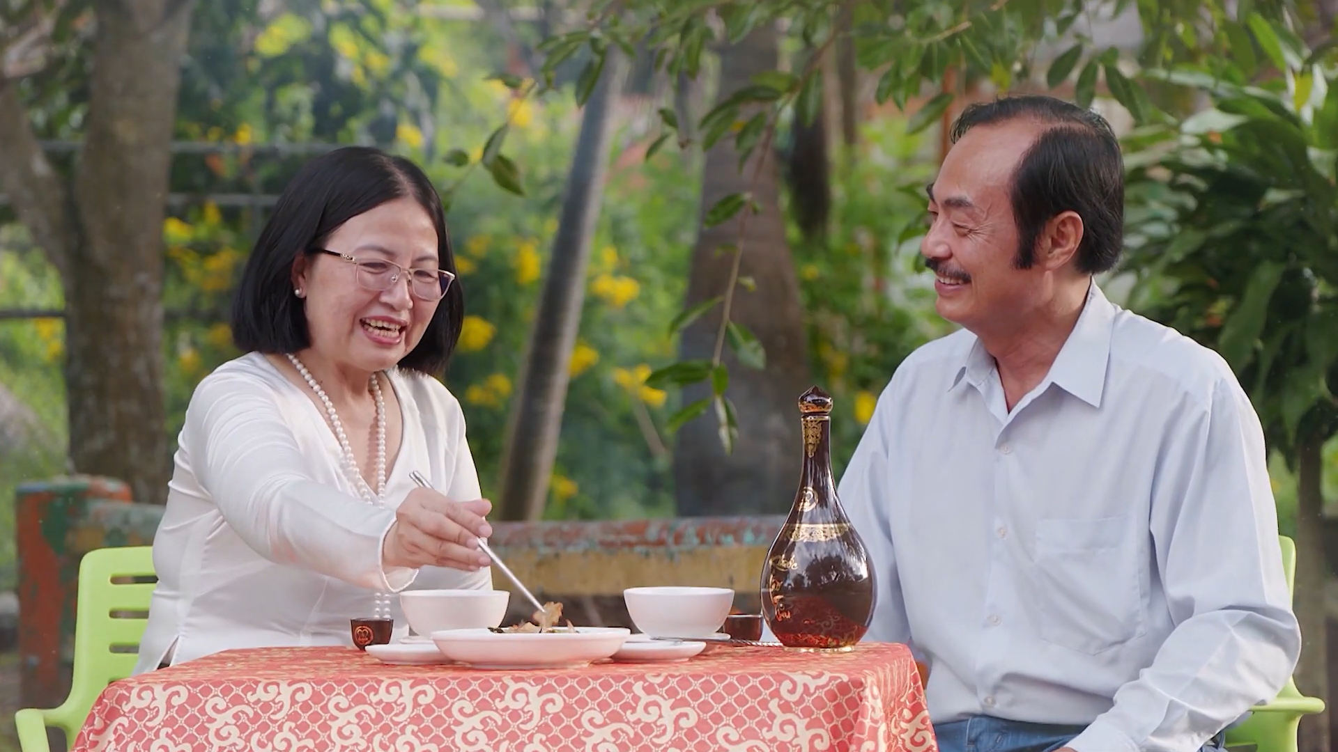 CÂU CHUYỆN SẢN PHẨM RƯỢU SNOR UT TAY 4